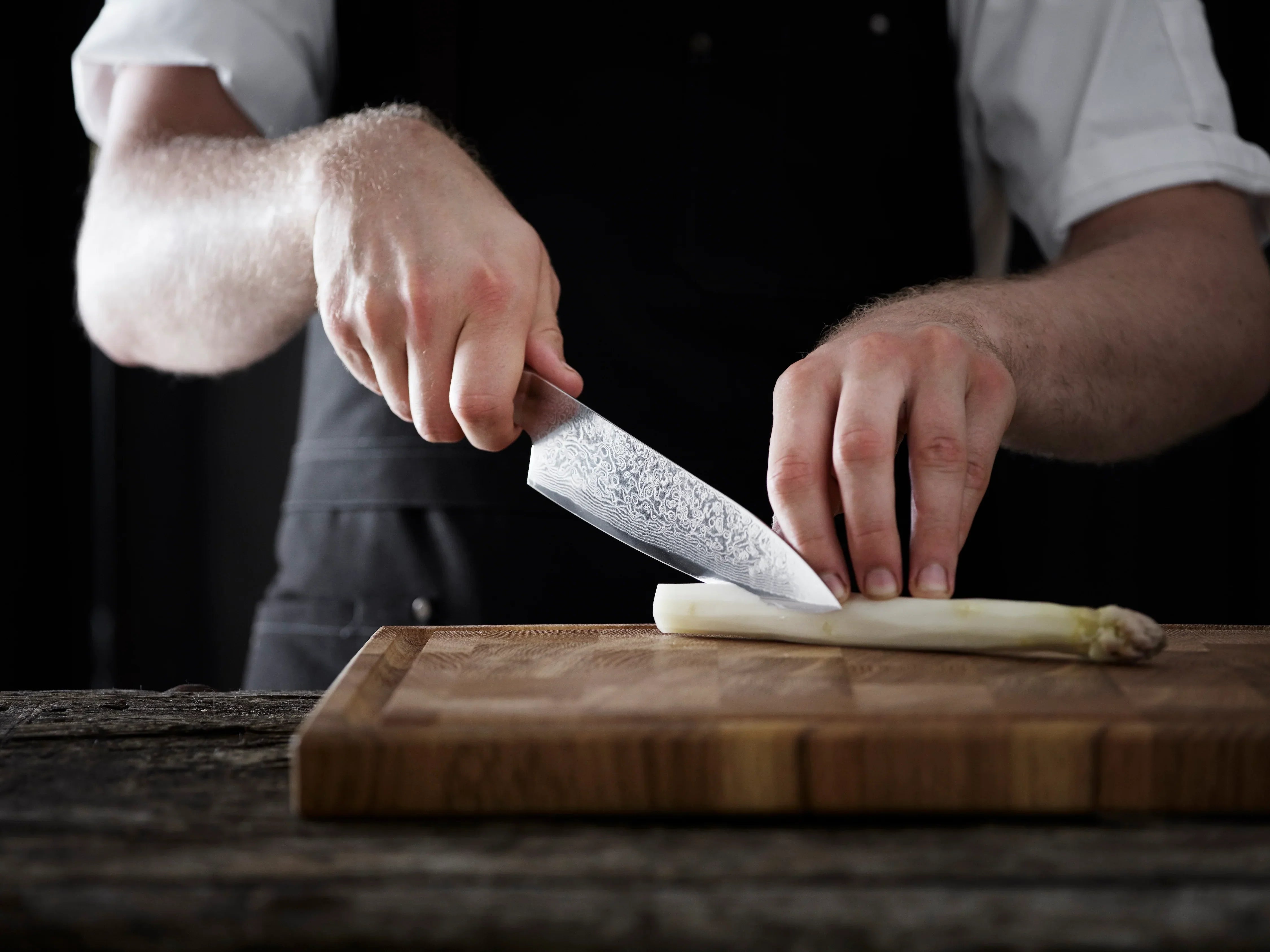 The ultimate guide on how to maintain your kitchen knives
